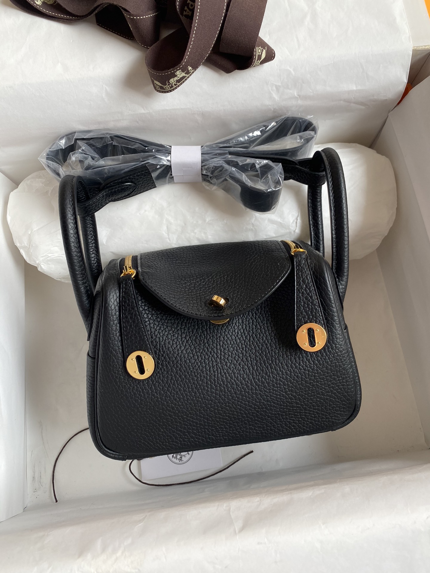 Hermes Mini Lindy 19cm Handbag Shoulder Bag In Black Clemence Leather